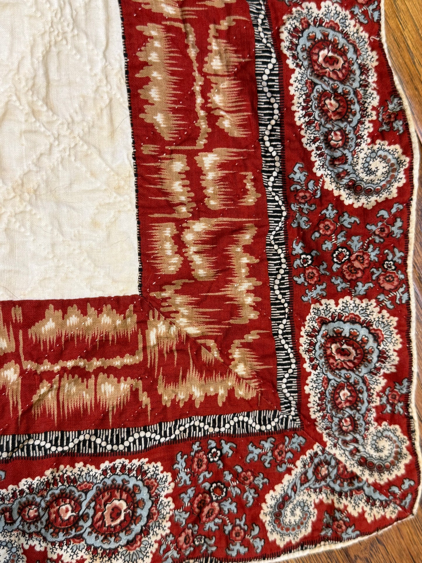 Lost Ships Early Quilt with Stunning Border