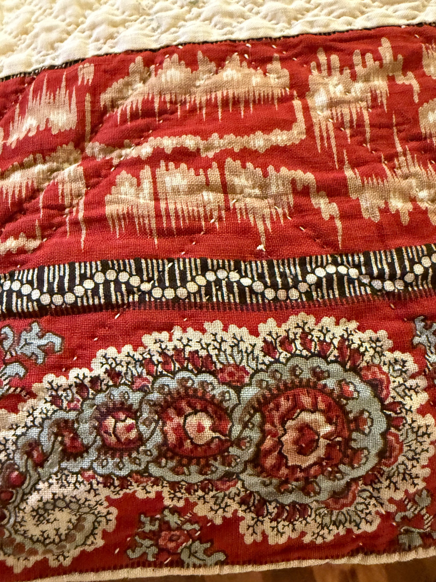 Lost Ships Early Quilt with Stunning Border