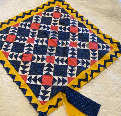 Flying Geese Crib Quilt Top with Zig Zag Border