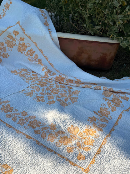 Colonial Chintz Medallion Quilt