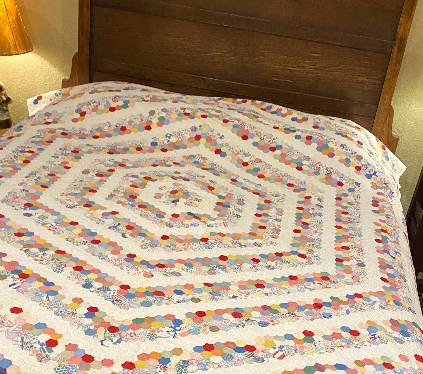 Mini Hexagons Around the World Quilt