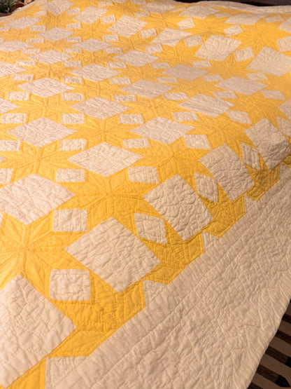 Buttery Yellow and White Stars of LeMoyne Quilt