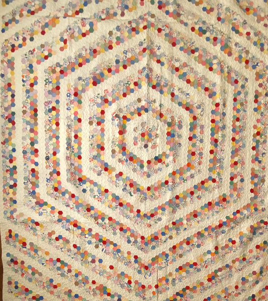 Mini Hexagons Around the World Quilt