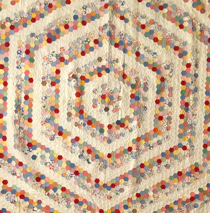 Mini Hexagons Around the World Quilt
