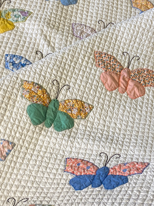 Floating  Butterflies  Appliqué Quilt