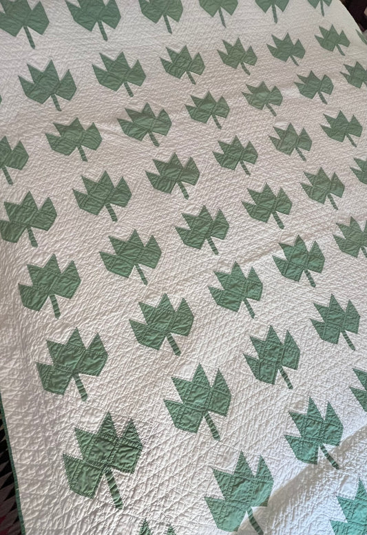 Green Maple Leaf Quilt