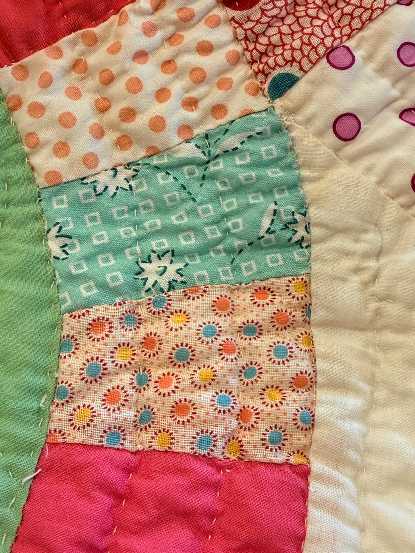 A Double Wedding Ring Quilt With a Twist