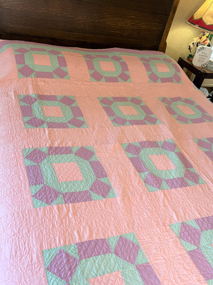 Rolling Stone Midwest Mennonite Quilt