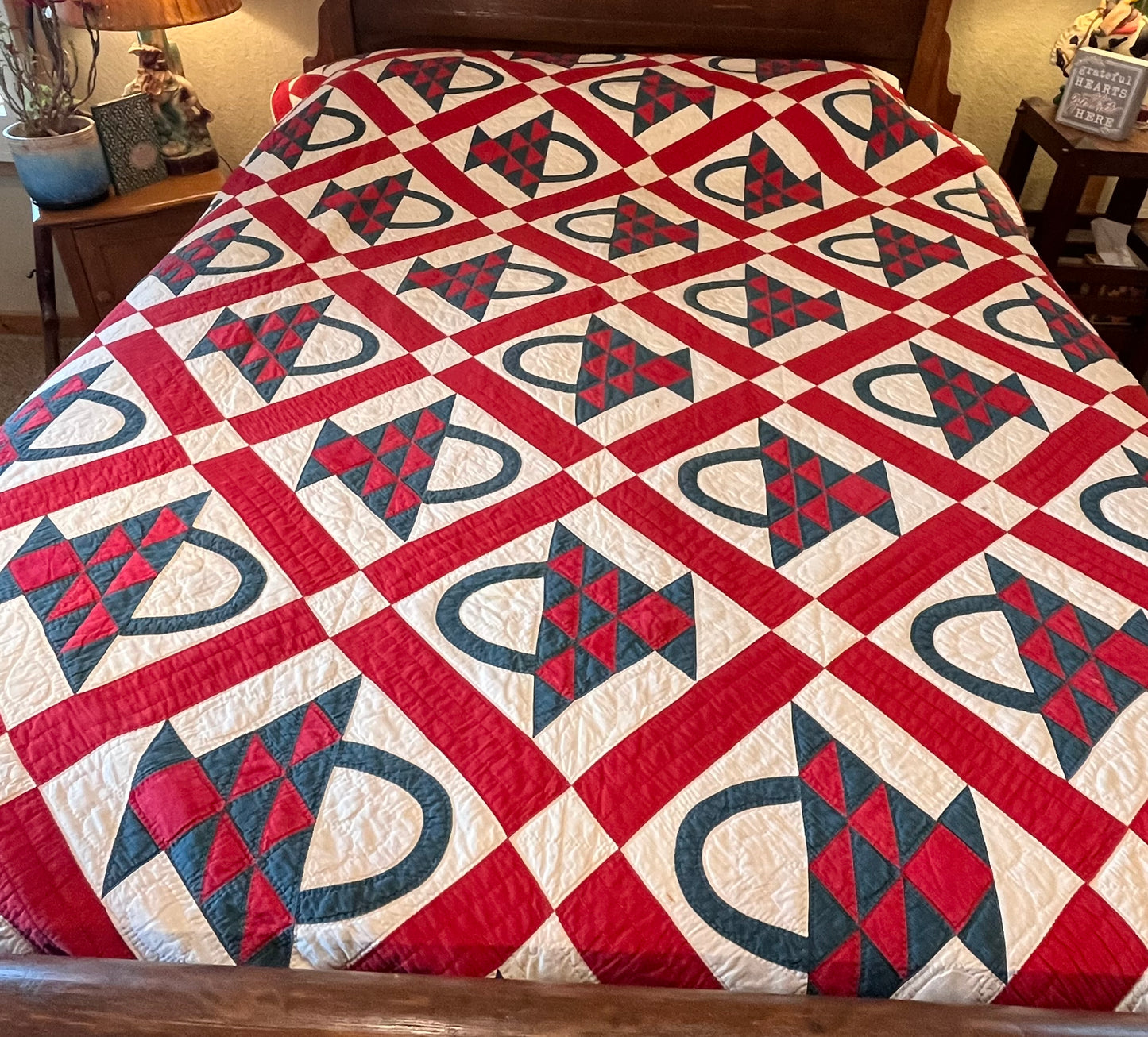 Red and Green Pieced Basket Quilt