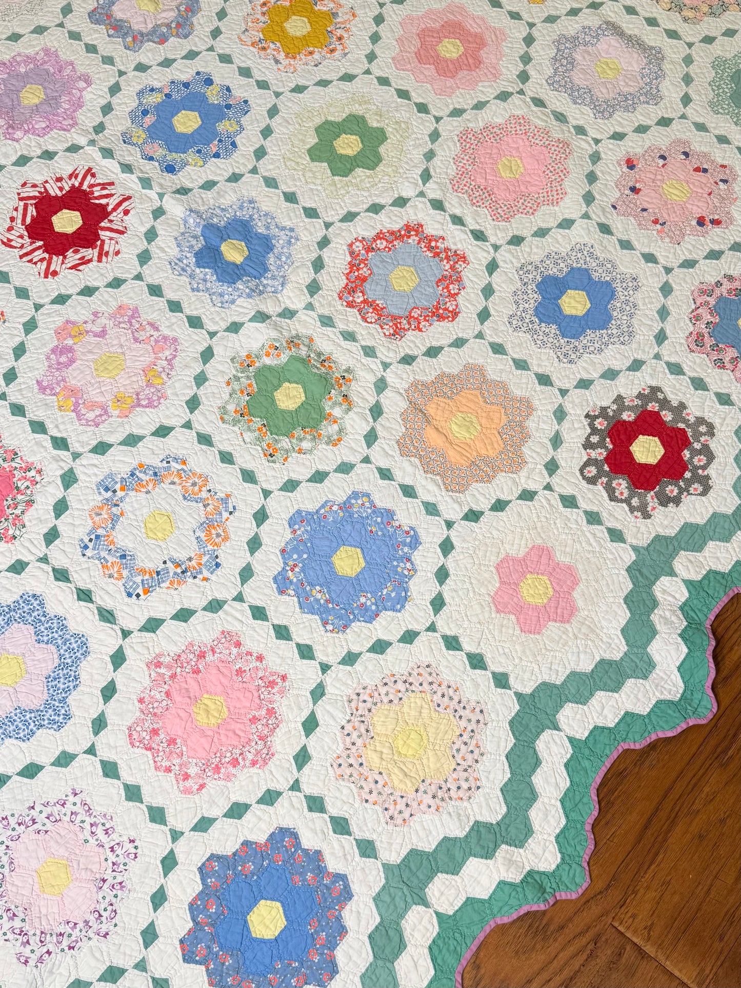 Flower Garden Quilt with Diamond Trail