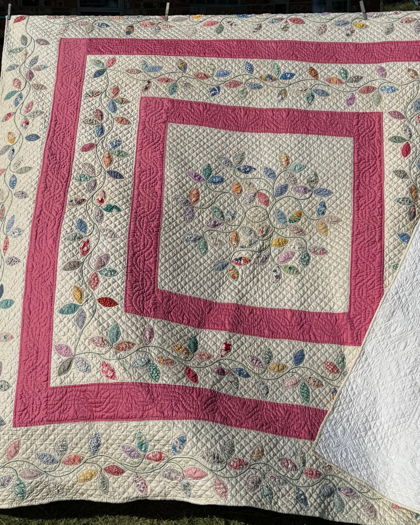 Autumn Leaves Appliqué Quilt