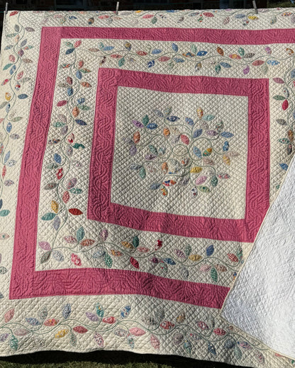 Autumn Leaves Appliqué Quilt