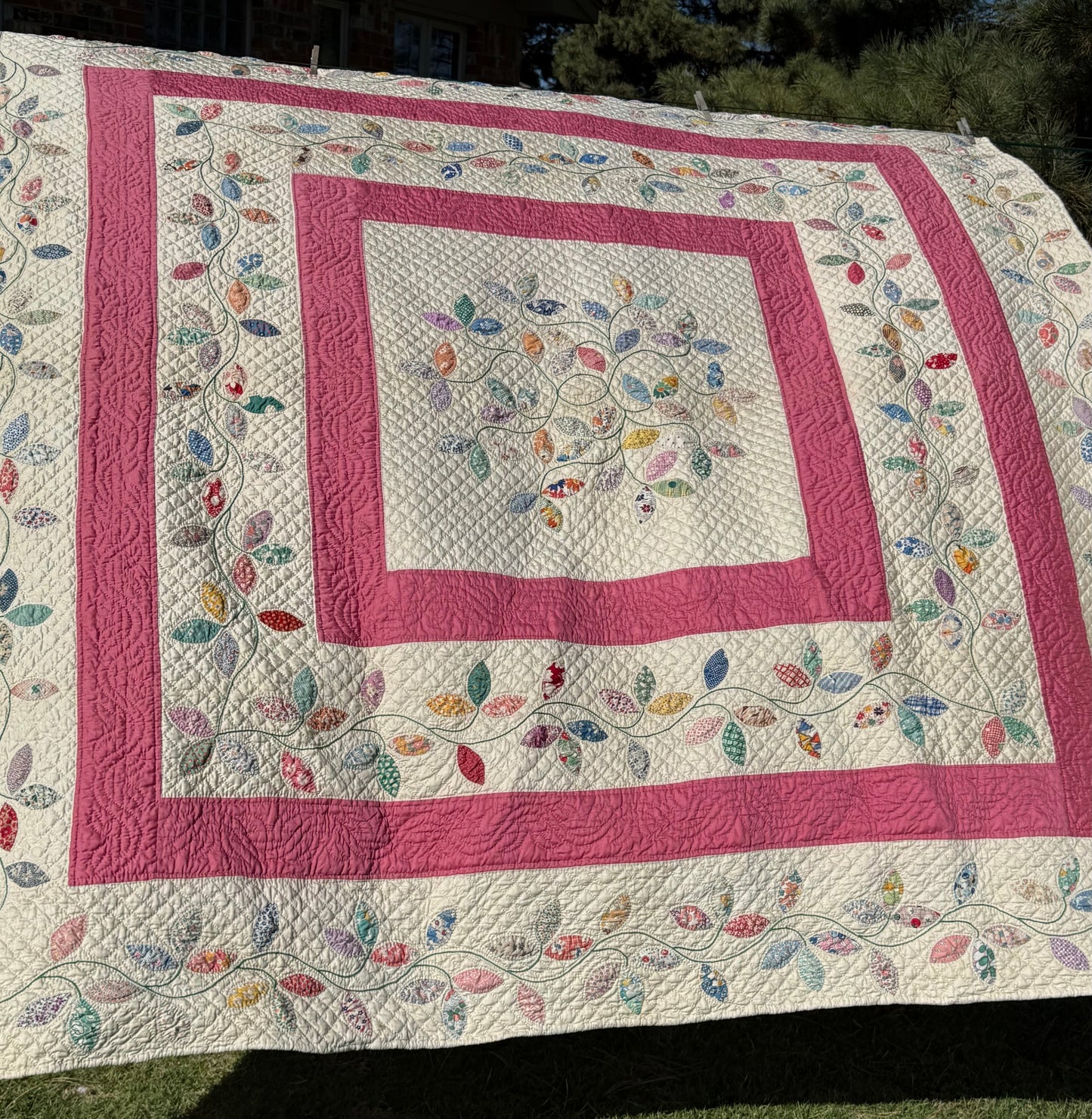 Autumn Leaves Appliqué Quilt