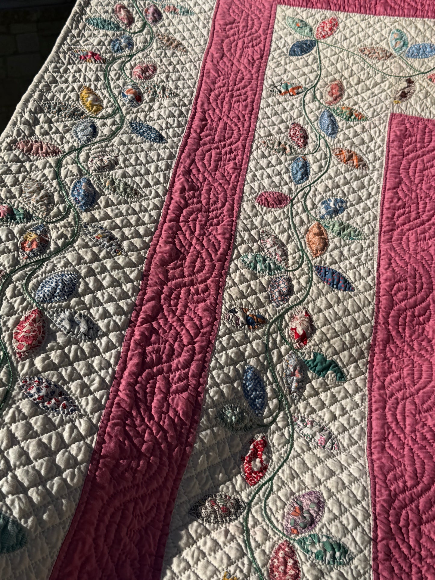 Autumn Leaves Appliqué Quilt