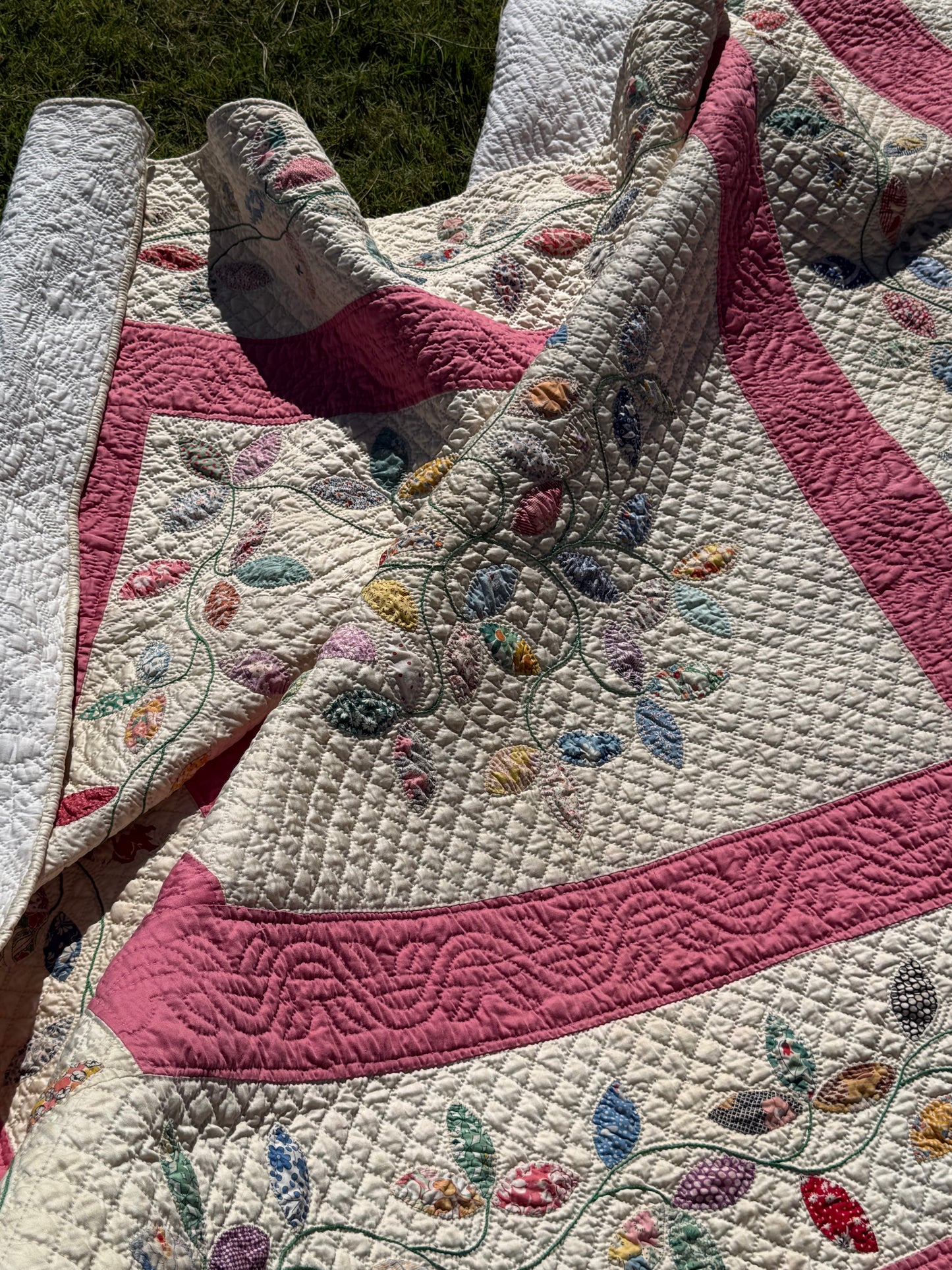 Autumn Leaves Appliqué Quilt