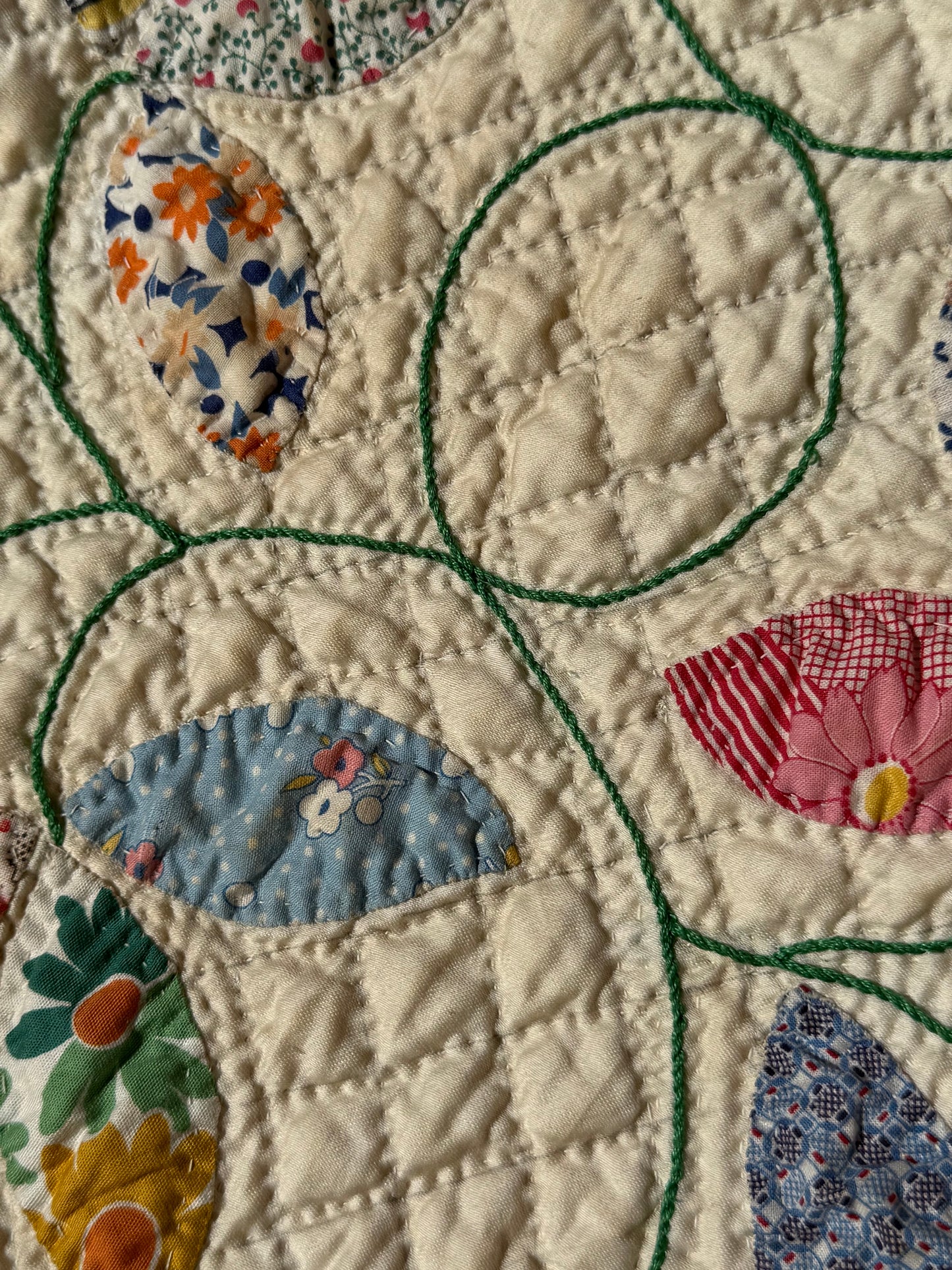 Autumn Leaves Appliqué Quilt