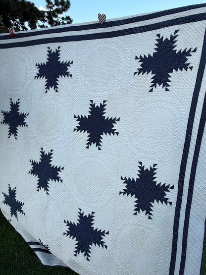 Exquisite Indigo Feathered Stars Quilt