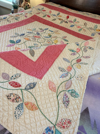 Autumn Leaves Appliqué Quilt