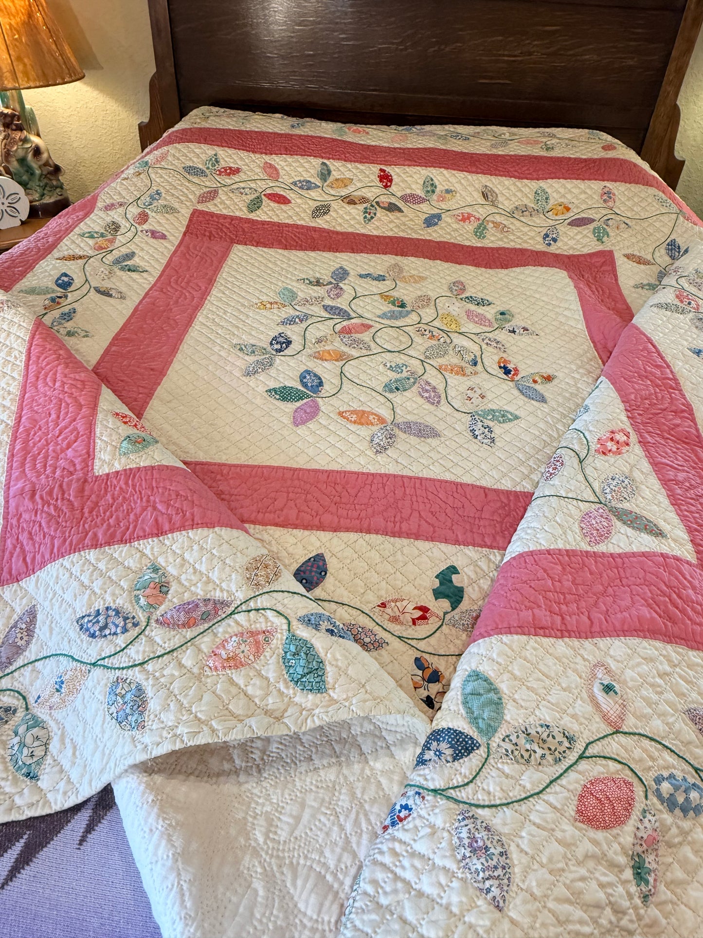 Autumn Leaves Appliqué Quilt