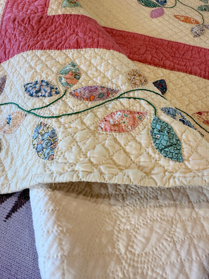 Autumn Leaves Appliqué Quilt