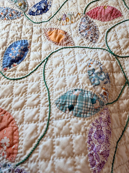 Autumn Leaves Appliqué Quilt
