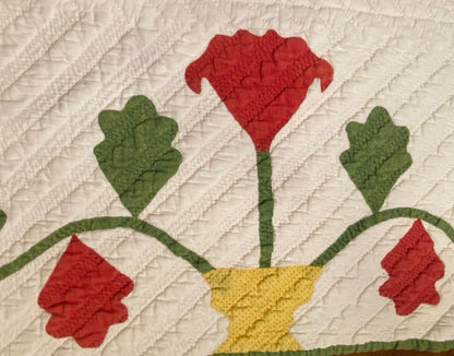 Folk Art 4 Block Appliqué Pot of Flowers Quilt with Border