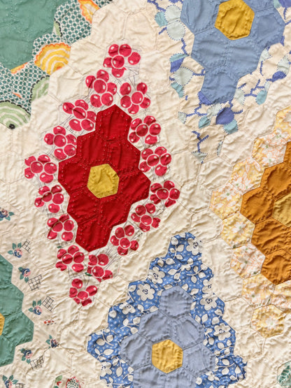 Stunning Small Scale Field of Diamonds Quilt