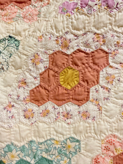 Stunning Small Scale Field of Diamonds Quilt