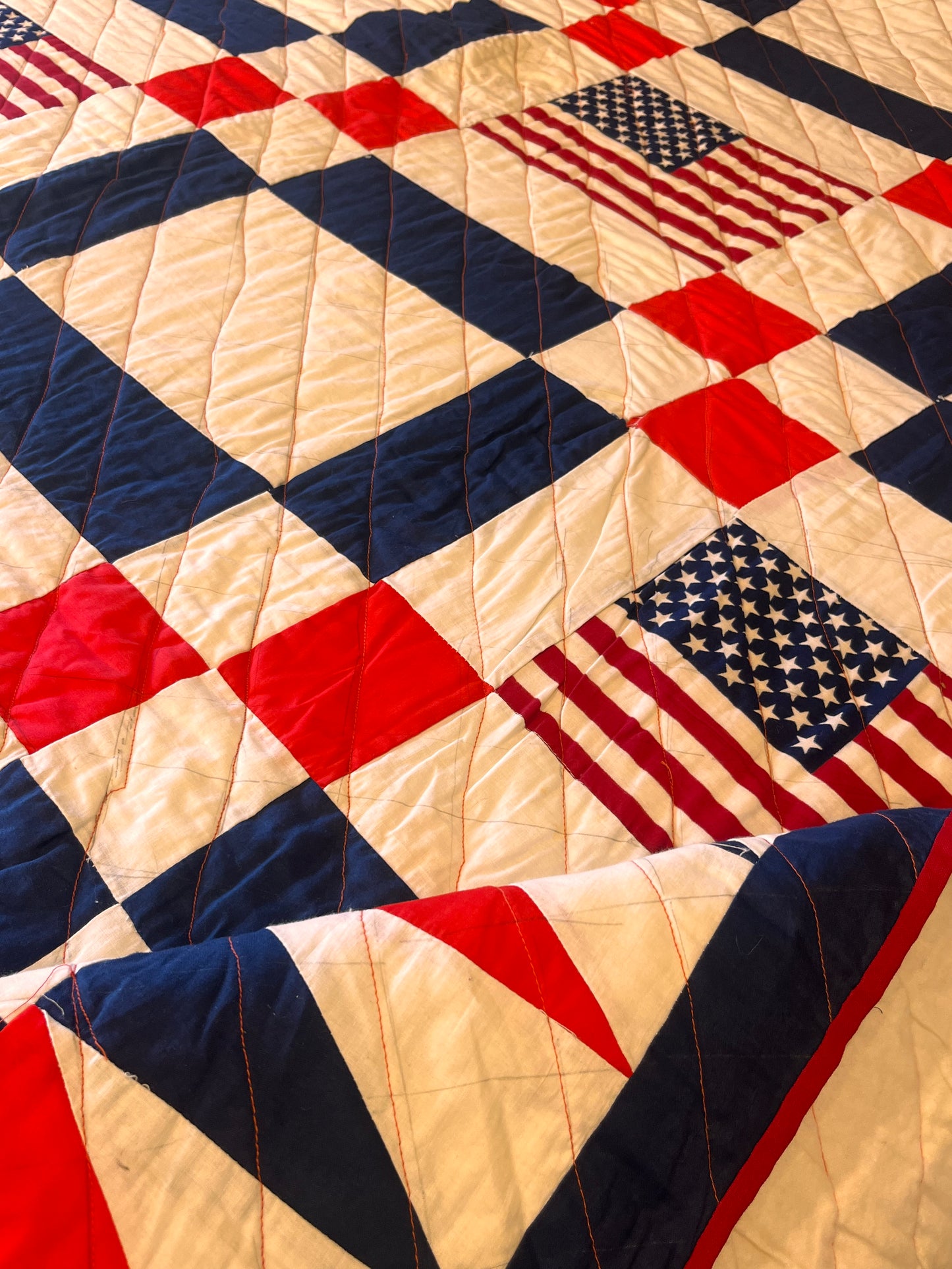 American Vintage Bicentennial Flag Quilt with Border