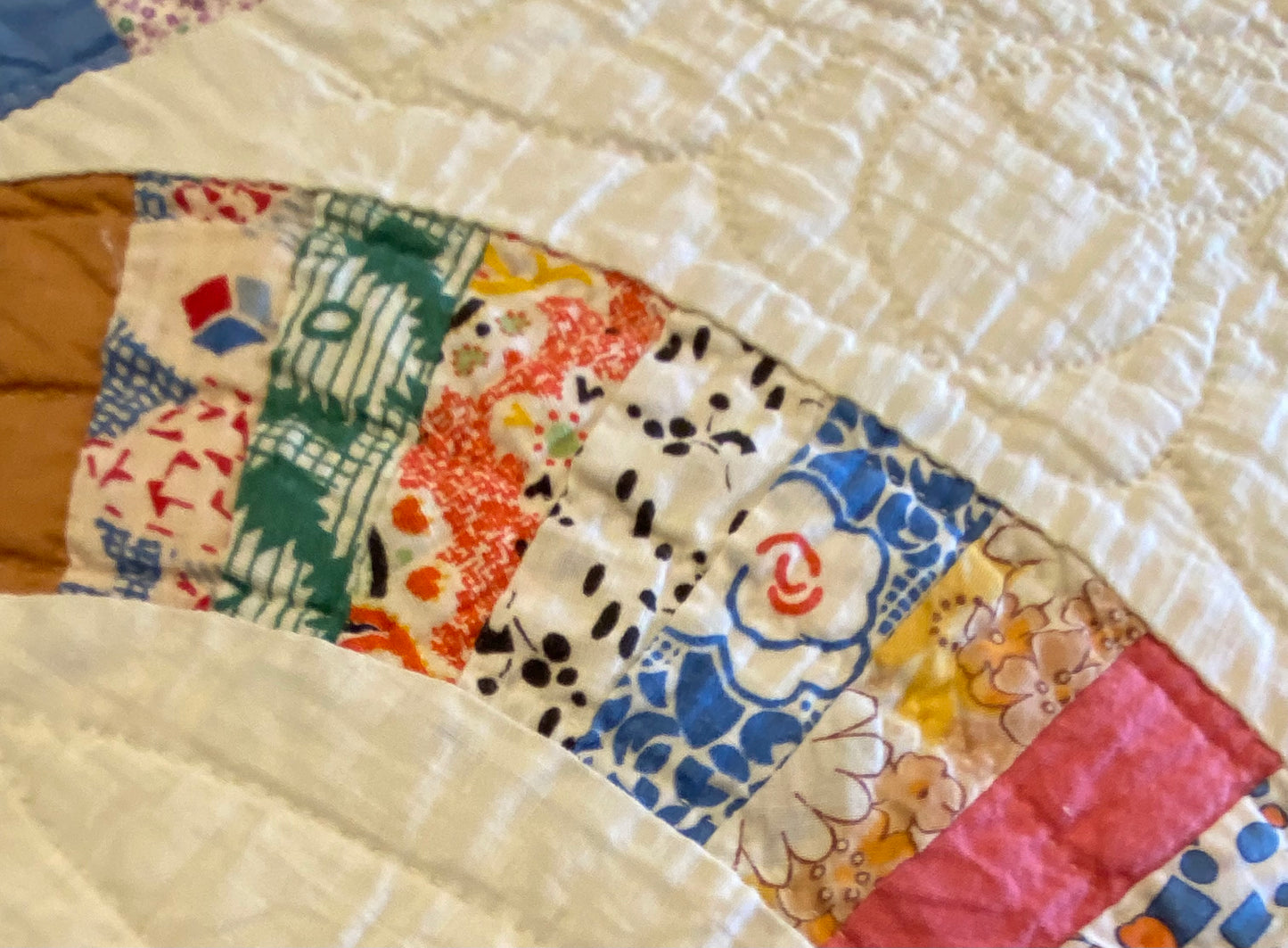 Charming Double Wedding Ring Quilt