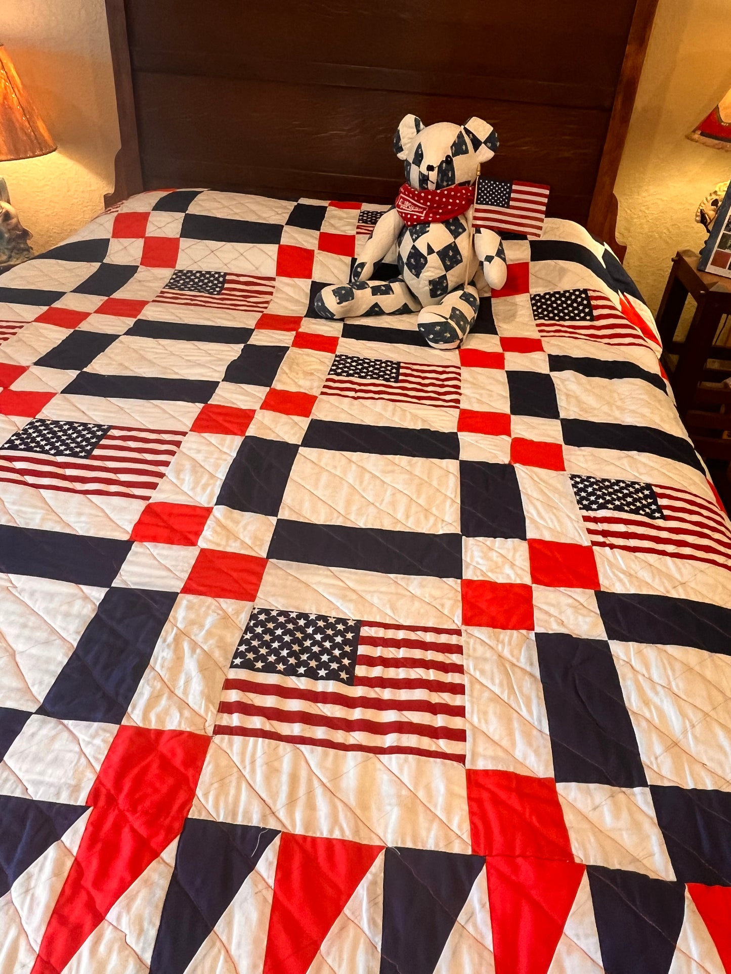 American Vintage Bicentennial Flag Quilt with Border
