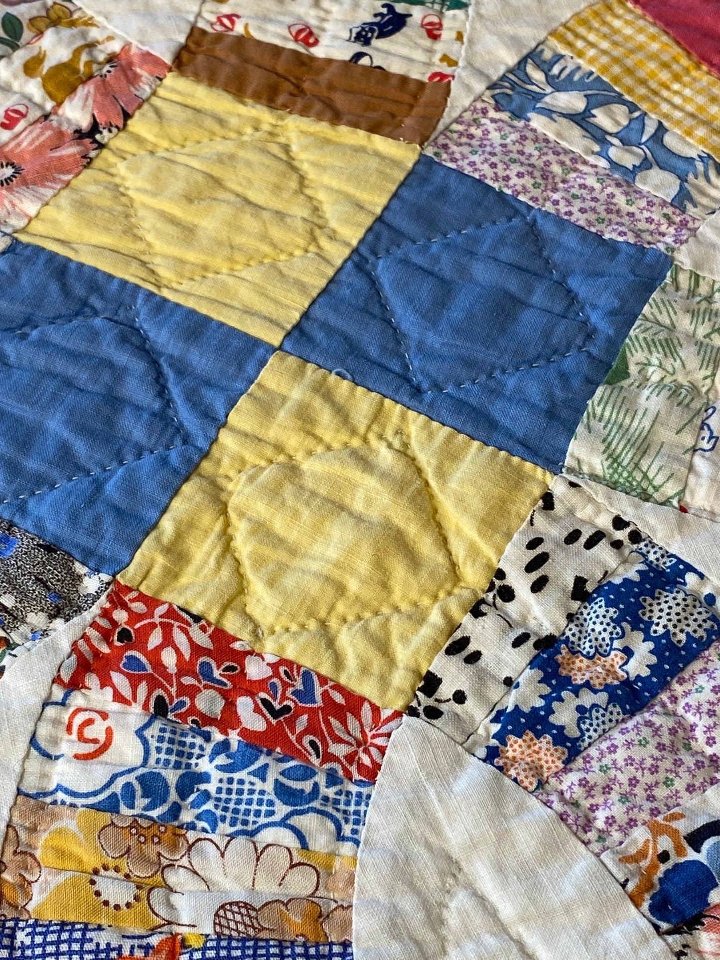 Charming Double Wedding Ring Quilt