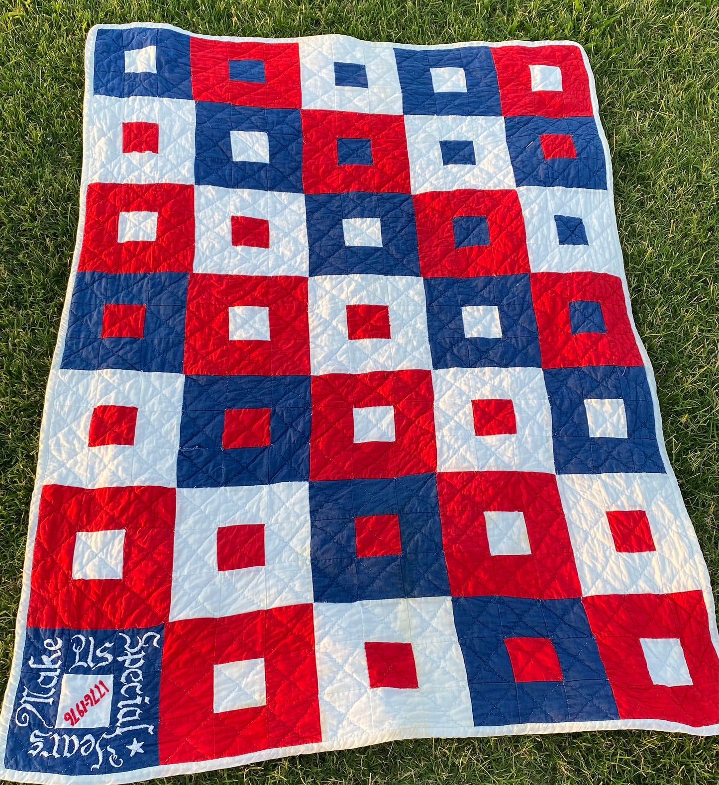 1776-1976 Bicentennial Crib Quilt - Years Make Us Special