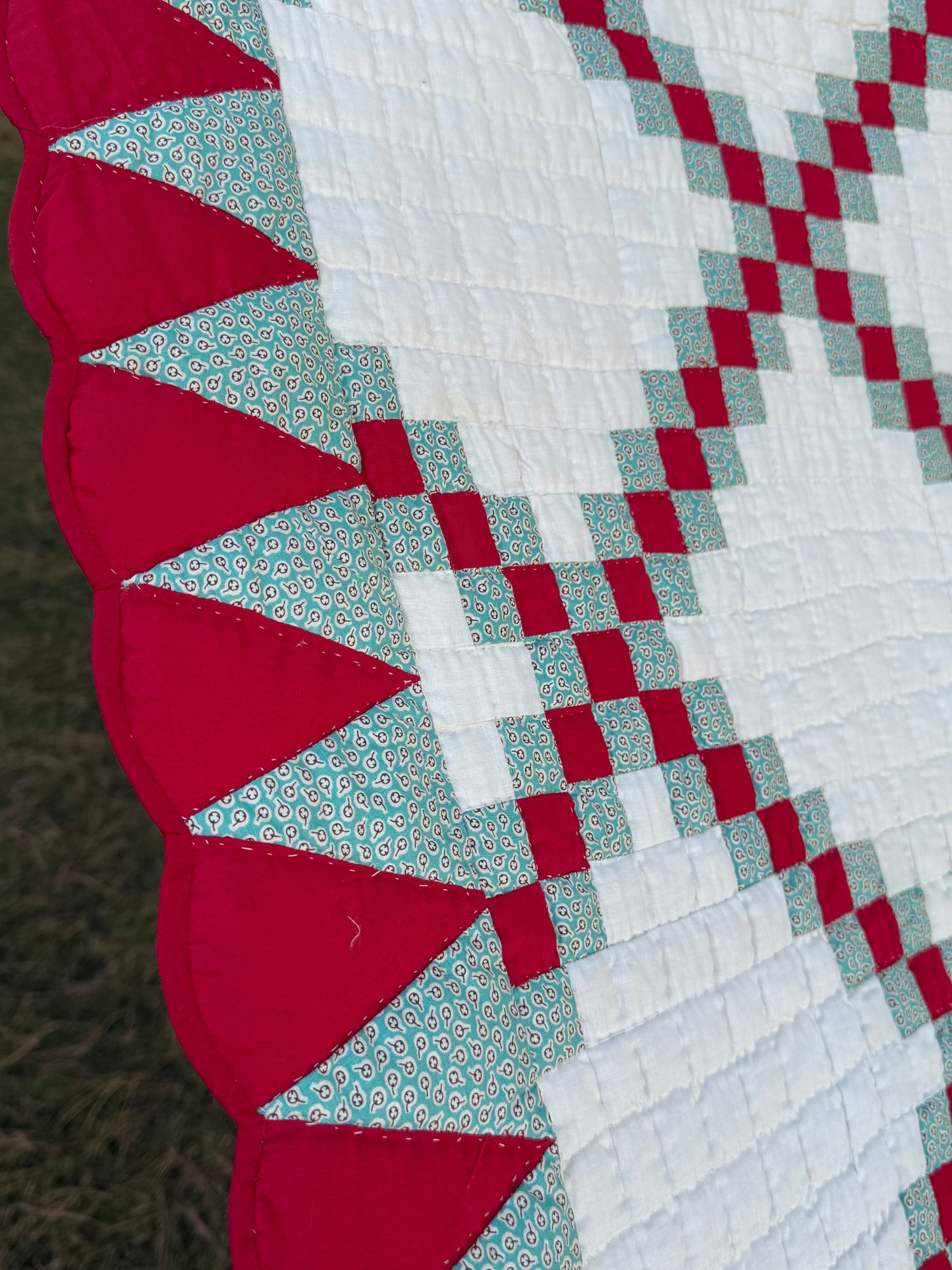 Double Irish Quilt with Cone Border