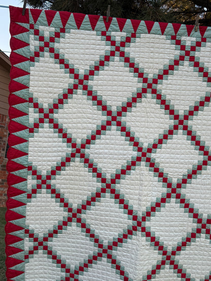 Double Irish Quilt with Cone Border