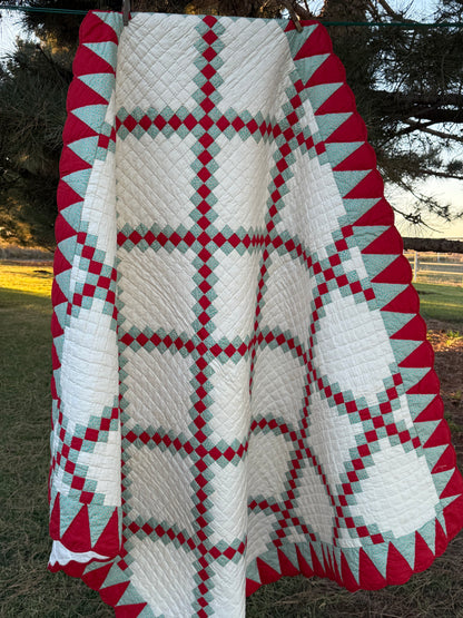 Double Irish Quilt with Cone Border