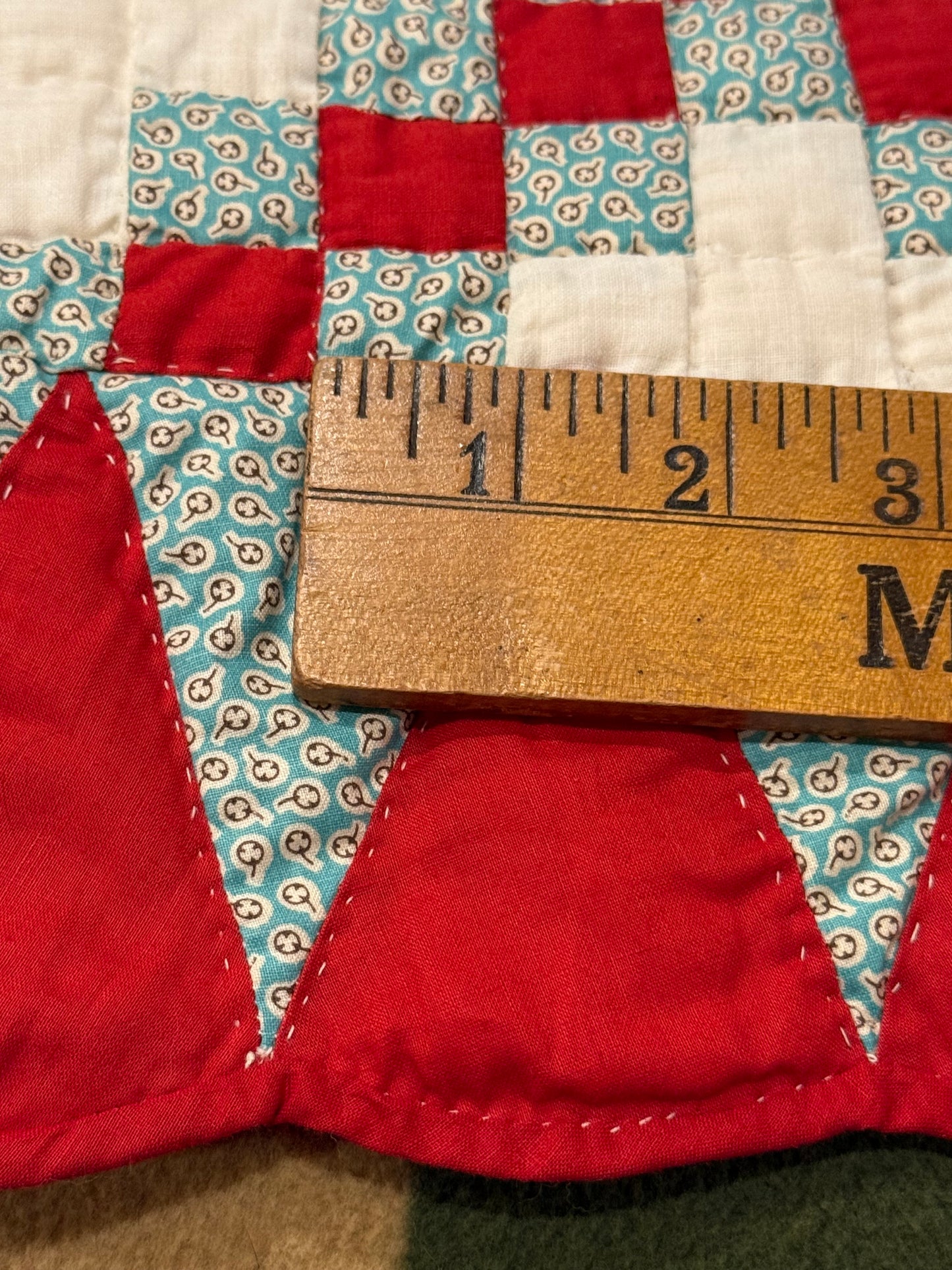 Double Irish Quilt with Cone Border