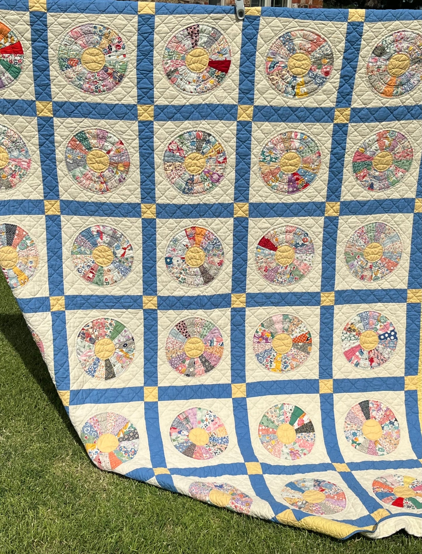 Wagon Wheel Colorful Quilt