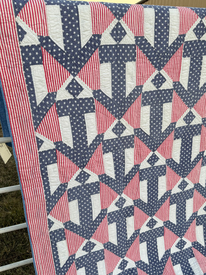 Anchors Aweigh Patriotic Quilt