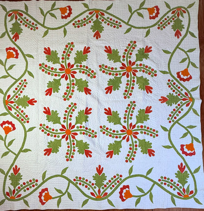 Oak-leaf and Berries Applique Quilt with Border