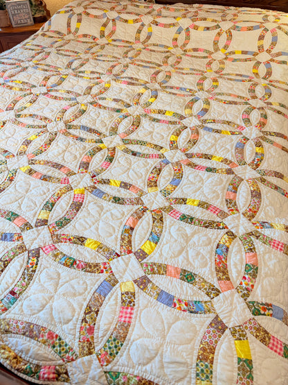 Small Scale Double Wedding Ring Quilt