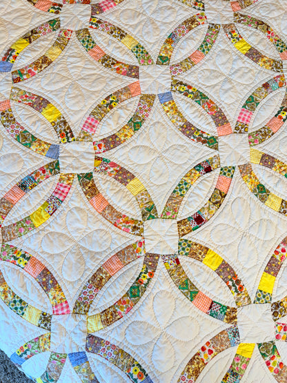 Small Scale Double Wedding Ring Quilt