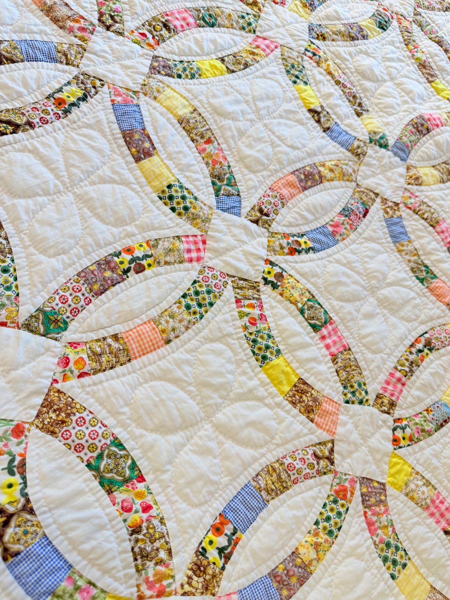 Small Scale Double Wedding Ring Quilt