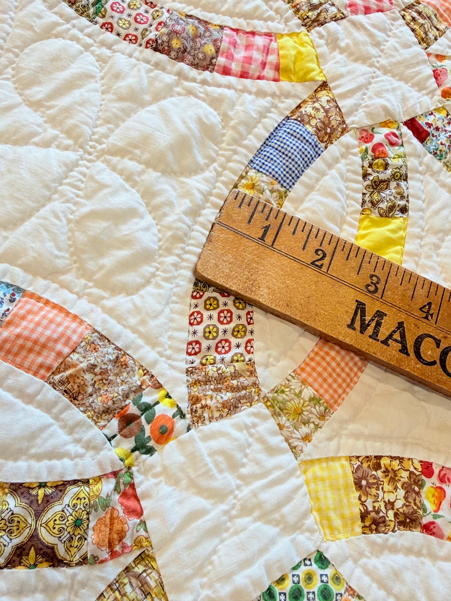 Small Scale Double Wedding Ring Quilt