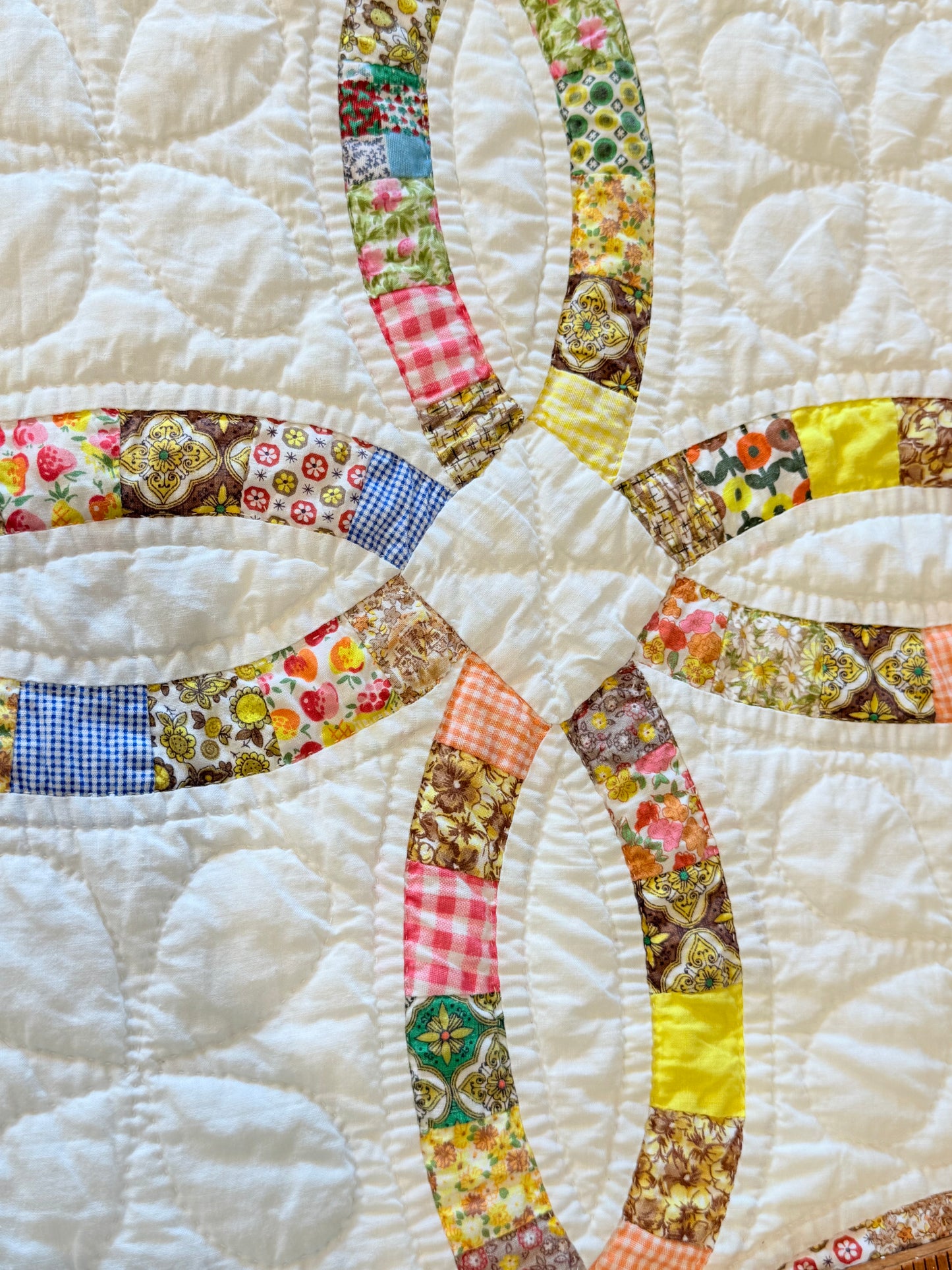 Small Scale Double Wedding Ring Quilt