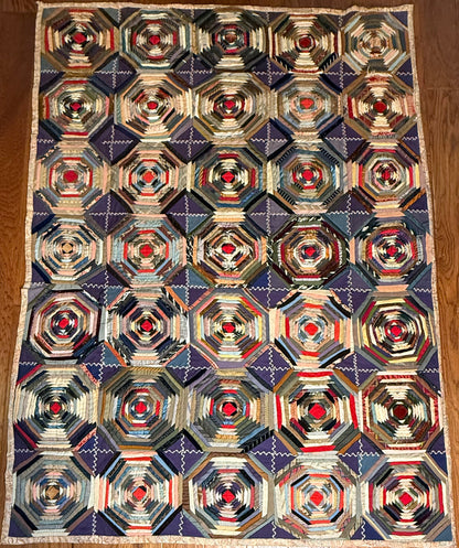 Graphic Pineapple Log Cabin Quilt