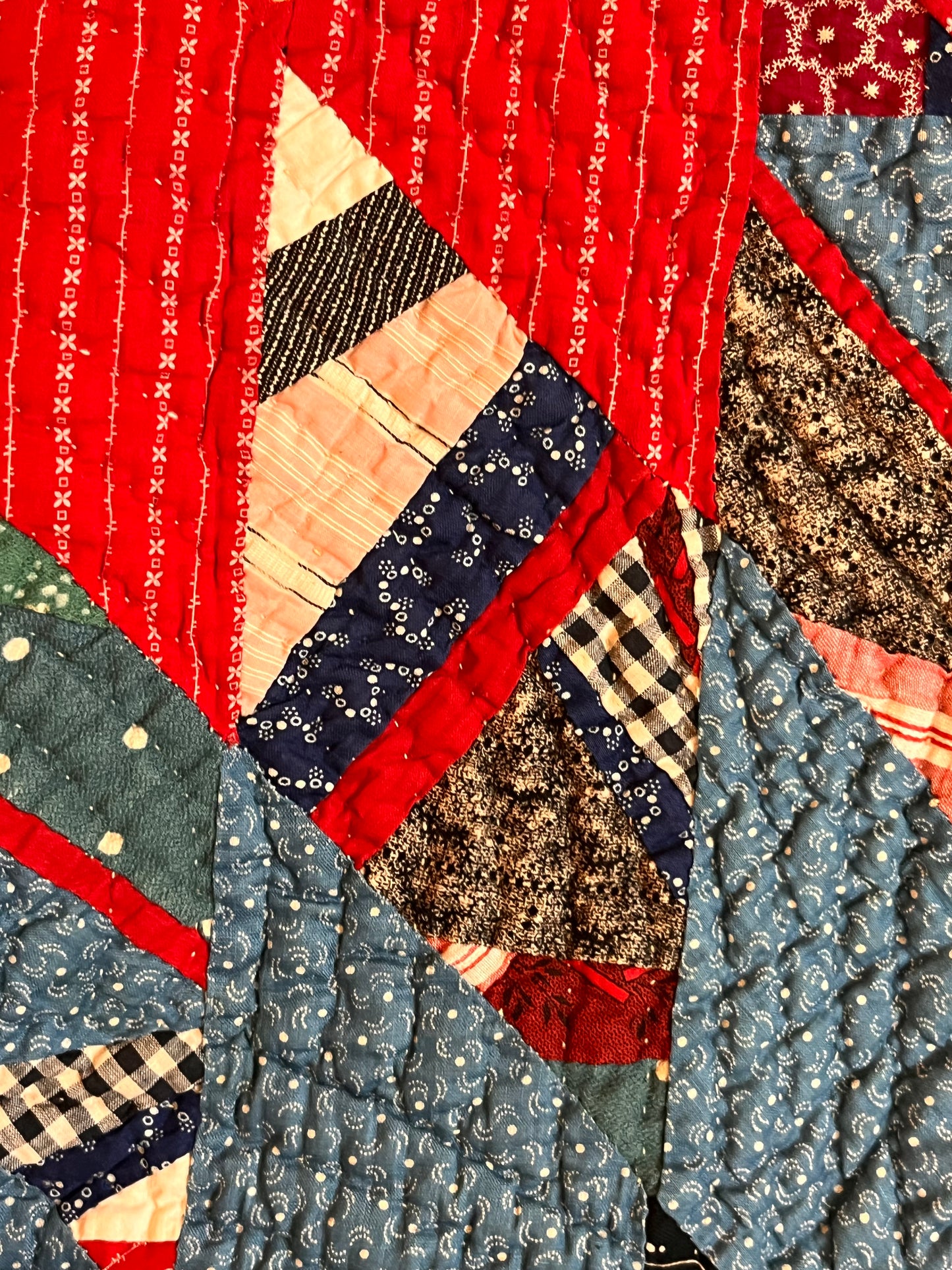 Scrappy String Unique Diamonds Country Quilt