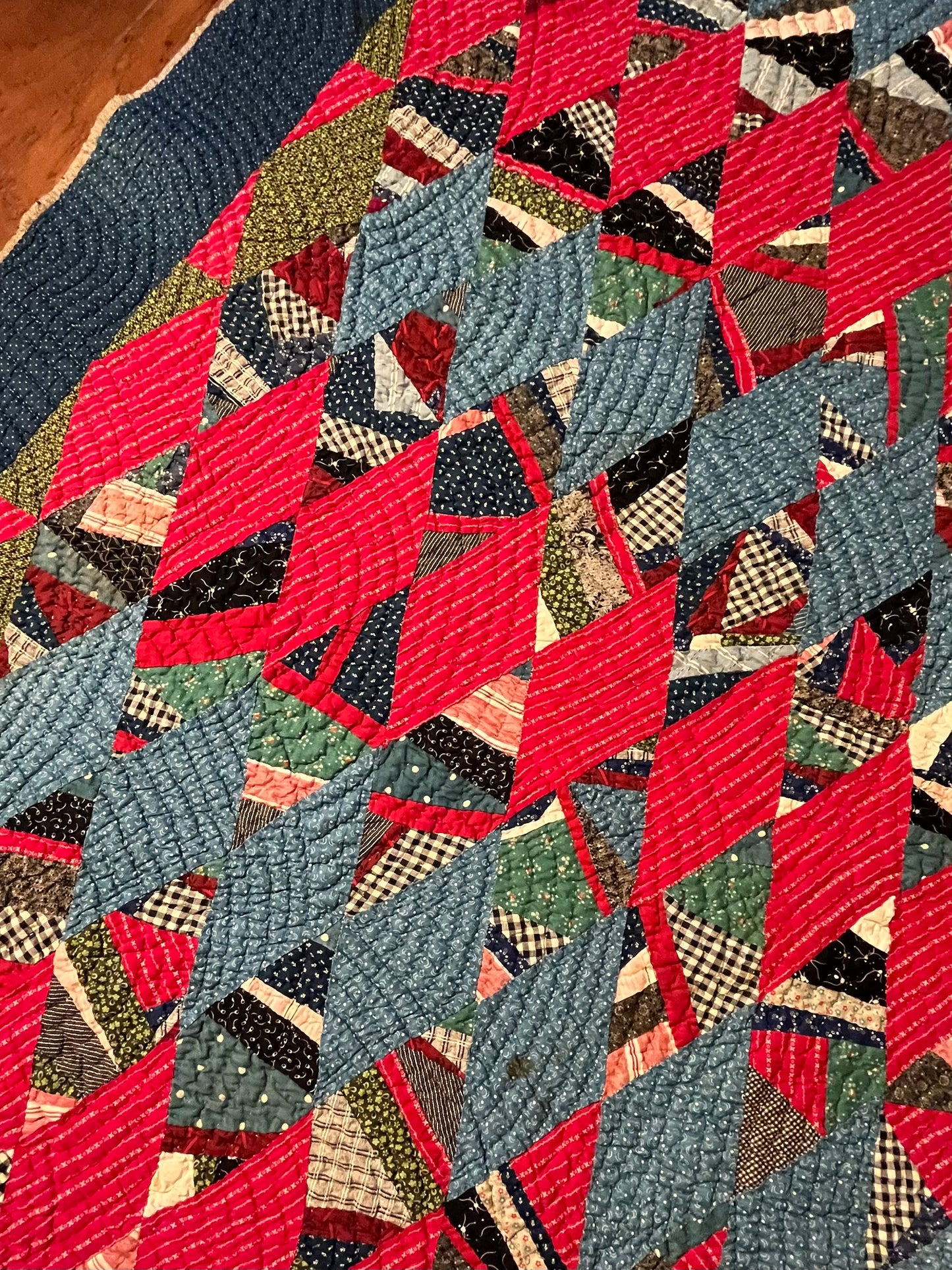 Scrappy String Unique Diamonds Country Quilt