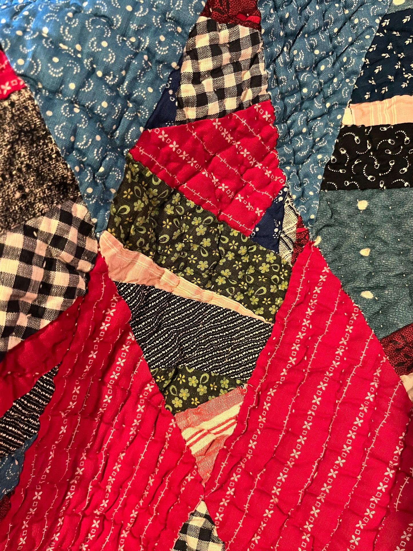 Scrappy String Unique Diamonds Country Quilt