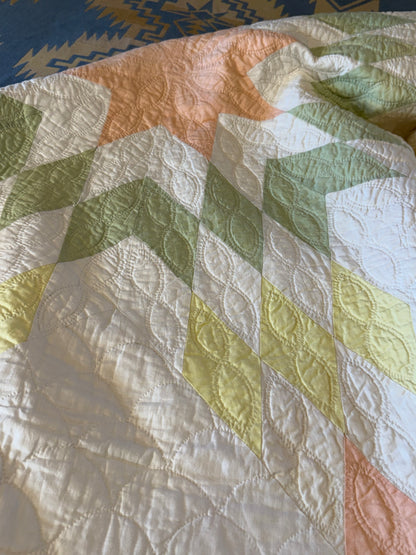 Detailed Lone Star Quilt with Border